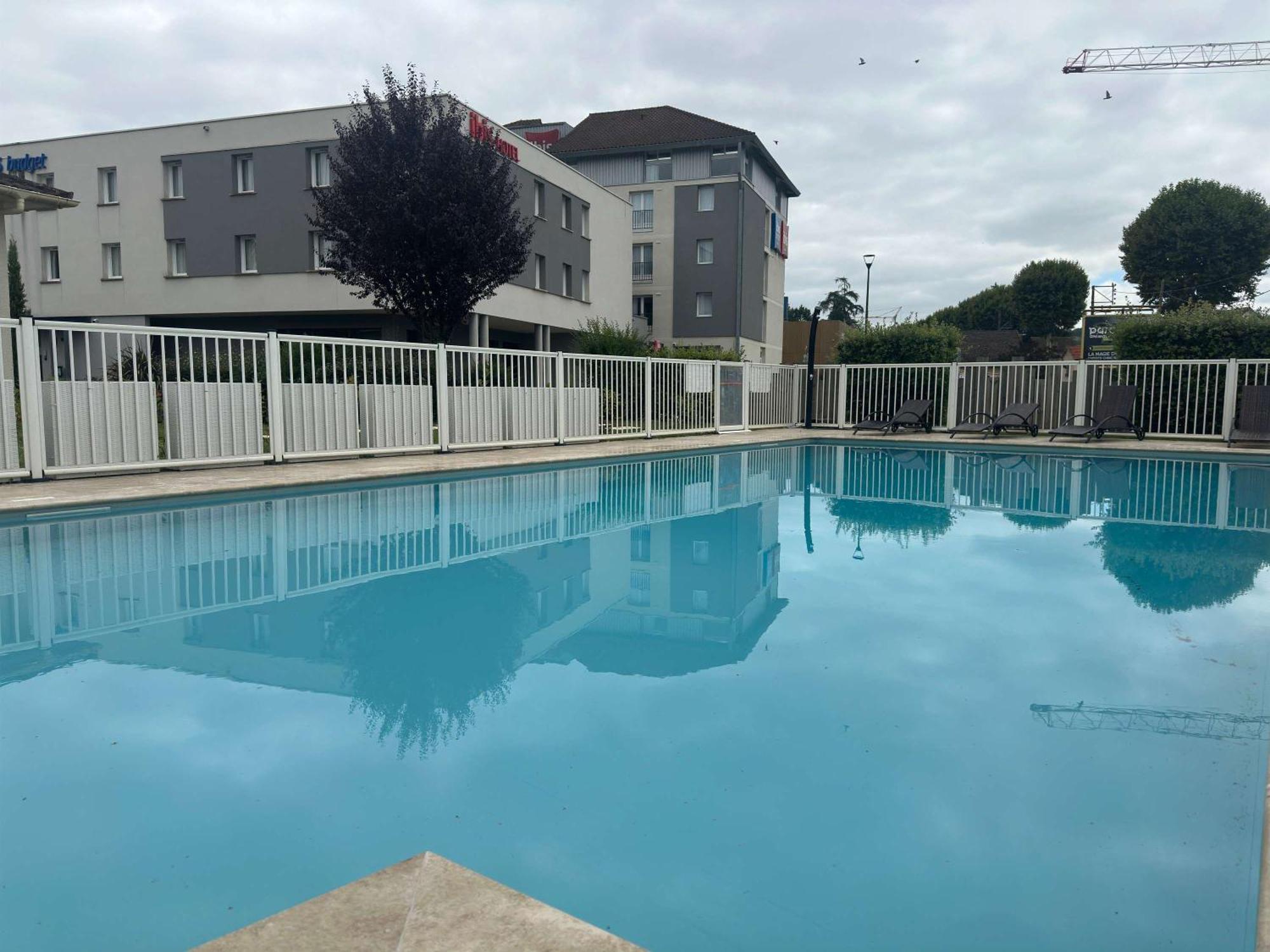 Hotel Ibis Cahors Exterior foto
